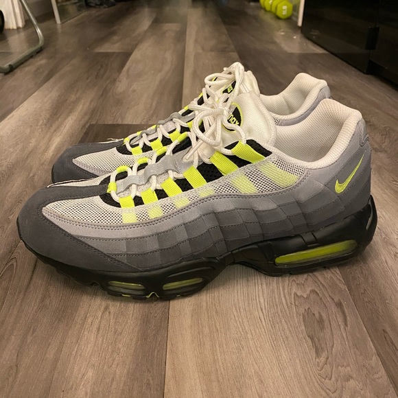 2012 Nike Air Max 95 OG Neon - Picture 1 of 6